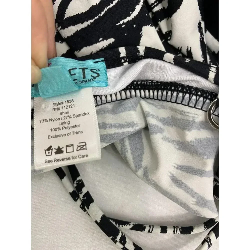 Love Your Assets Womens Push Up Tankini Black White Woodgrain Zebra Medium